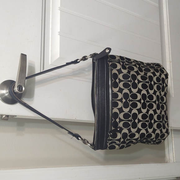 Coach Handbag - Picture 5 of 8